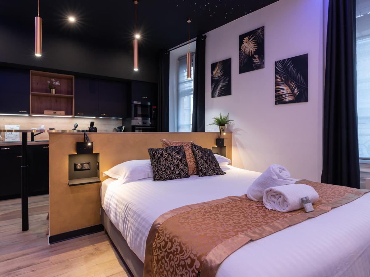 Appartement Chic Proche Bellecour Avec Parking Lyon Exterior photo